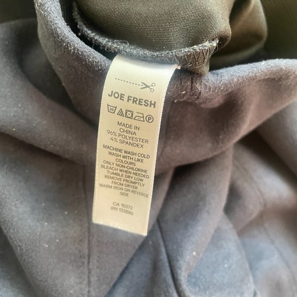 Joe Fresh Navy Faux Suede Leggings Size Medium Classic - Picture 4 of 5